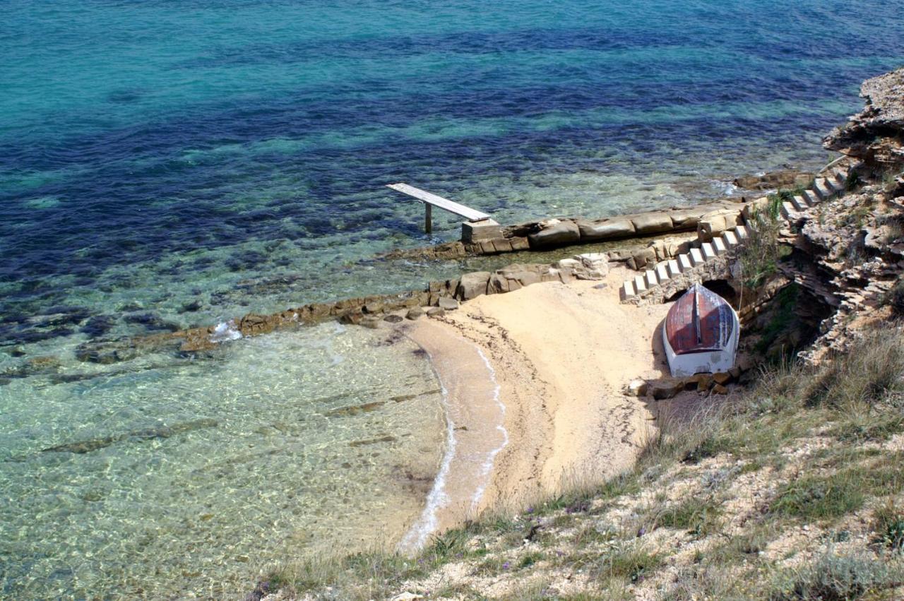 Apartments By The Sea Pag - 16100 Pag Town Exterior photo