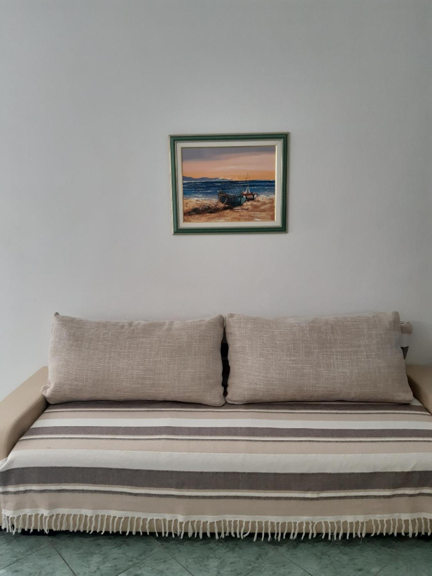 Apartments By The Sea Pag - 16100 Pag Town Room photo